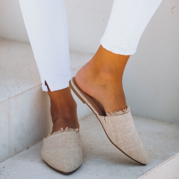 Natural | Woven Fringe Flat Mule - Picture 5 of 8